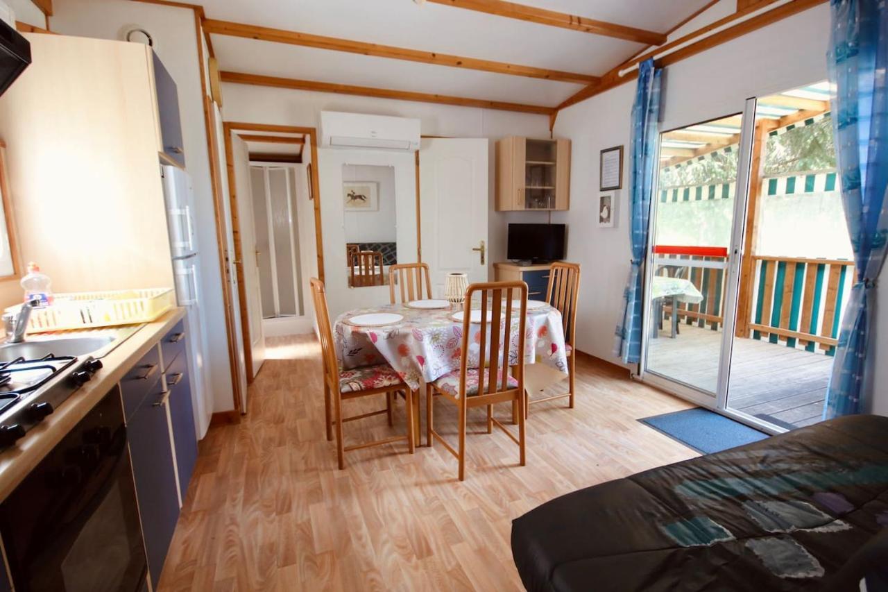 Chalet La Perche Au Bord De L'Eau Lion-en-Sullias Екстериор снимка