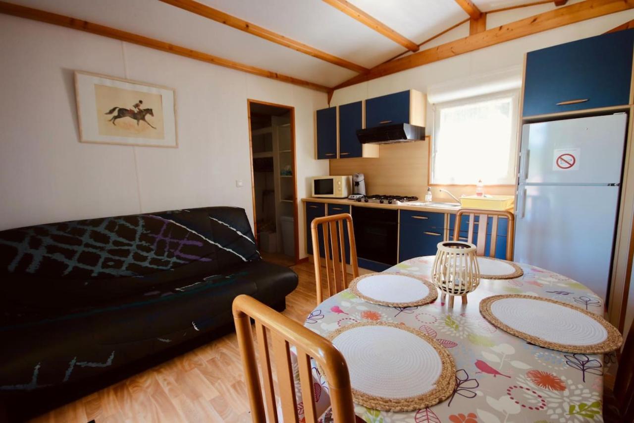 Chalet La Perche Au Bord De L'Eau Lion-en-Sullias Екстериор снимка